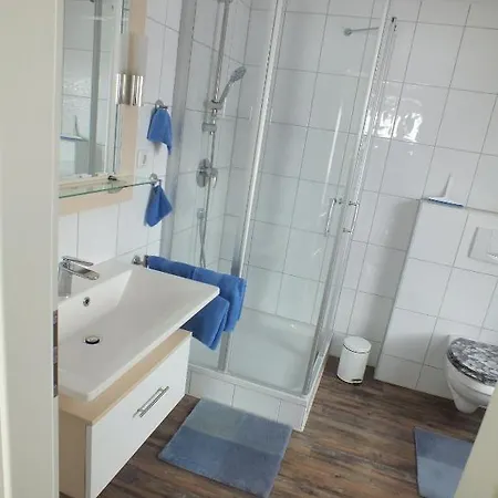 Dreimaederlhaus Albergue *