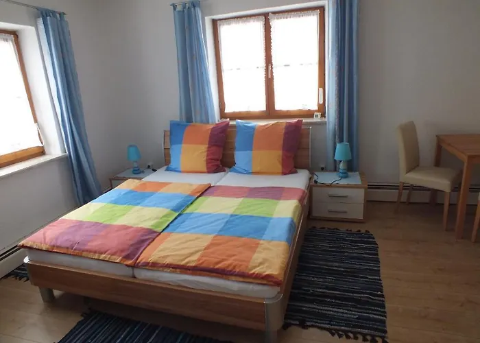 Dreimaederlhaus Rieden Hostel *